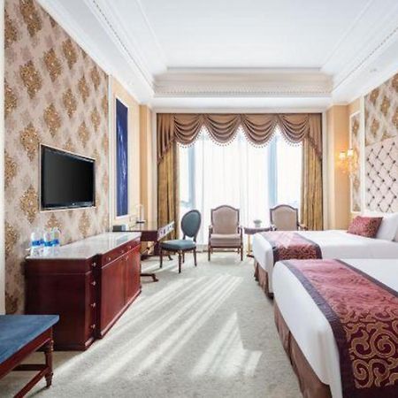 Eurasia Convention International Hotel Ухань Екстер'єр фото