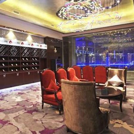 Eurasia Convention International Hotel Ухань Екстер'єр фото