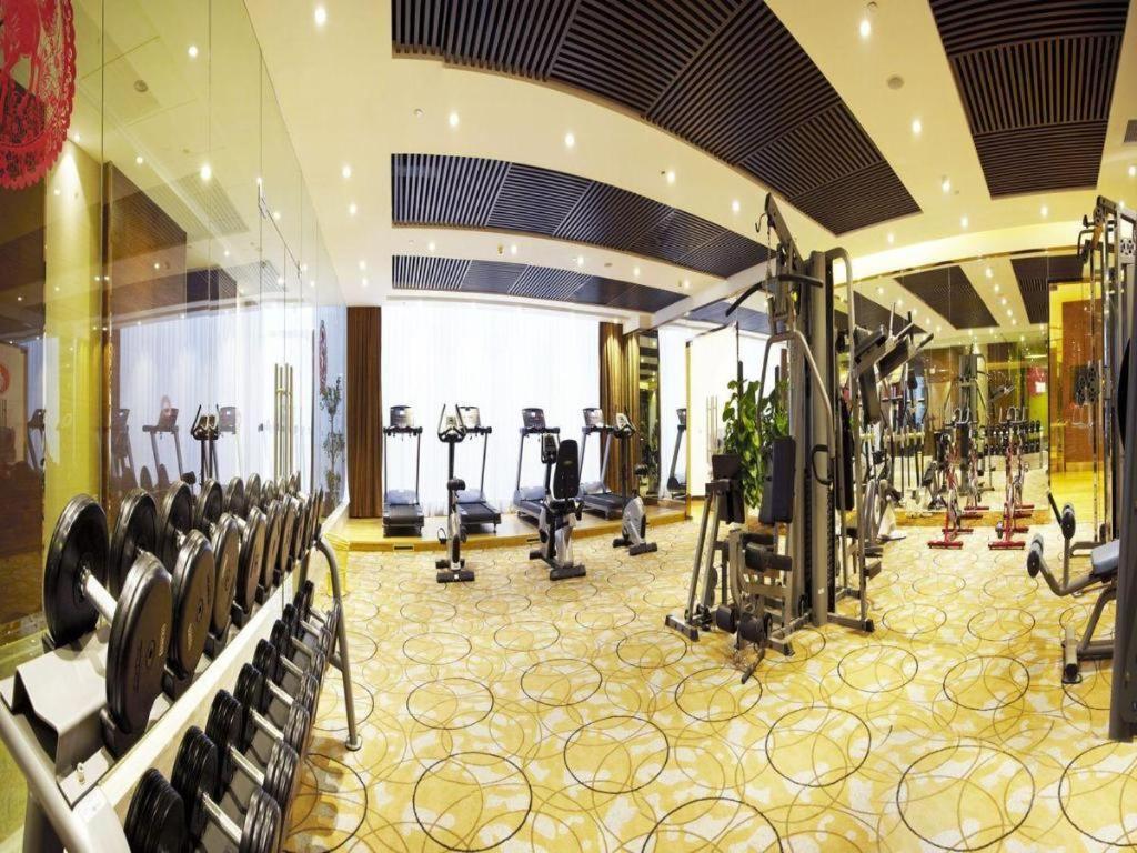 Eurasia Convention International Hotel Ухань Екстер'єр фото