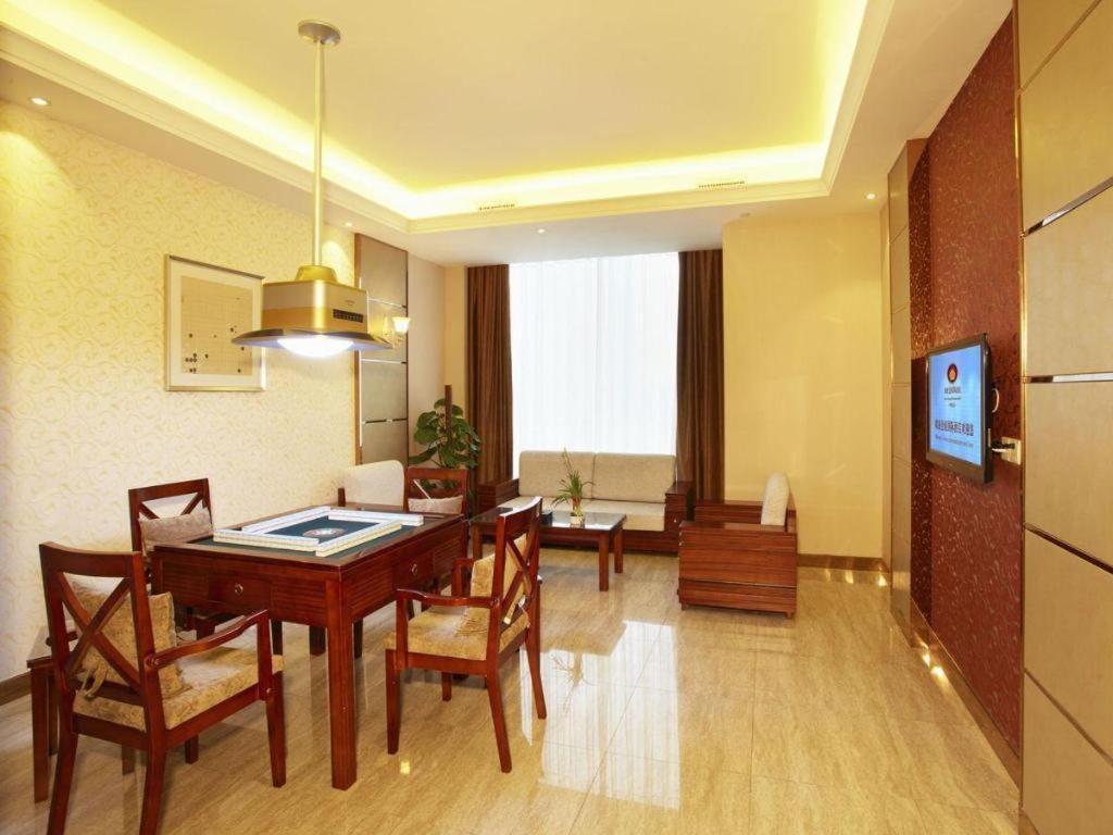 Eurasia Convention International Hotel Ухань Екстер'єр фото