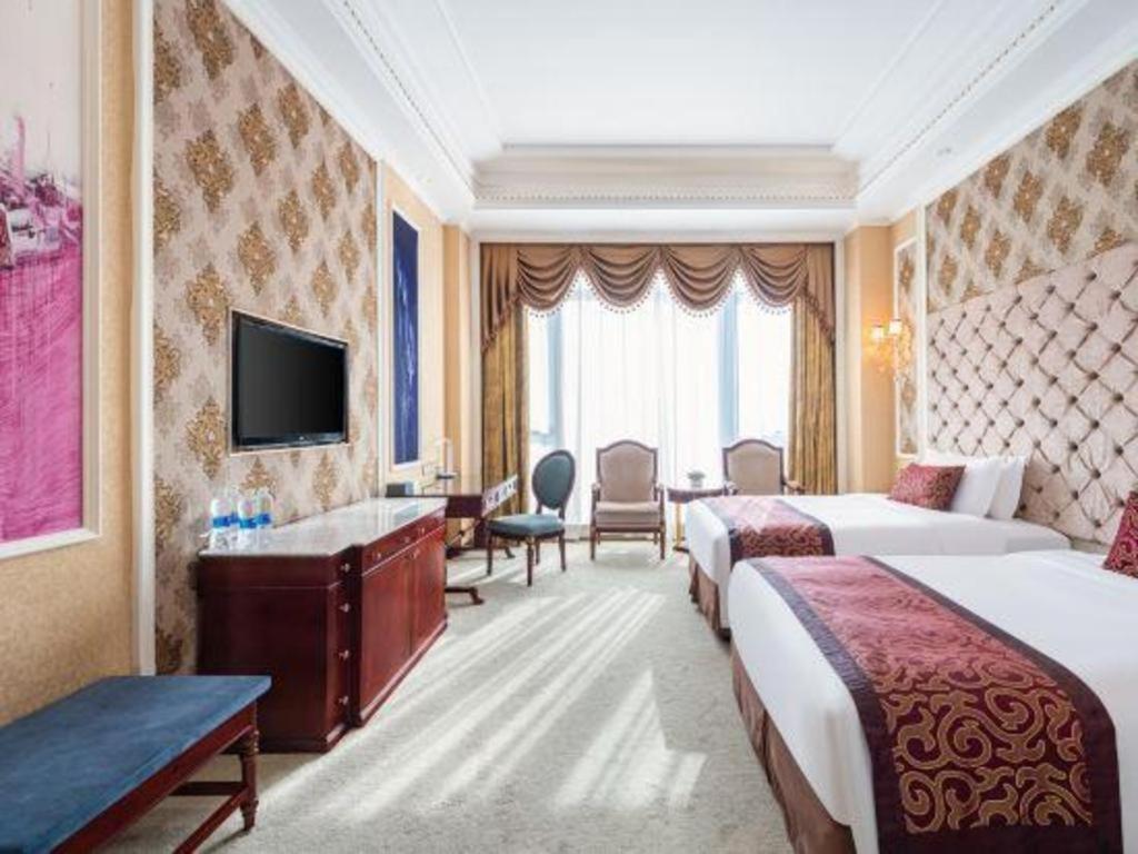 Eurasia Convention International Hotel Ухань Екстер'єр фото