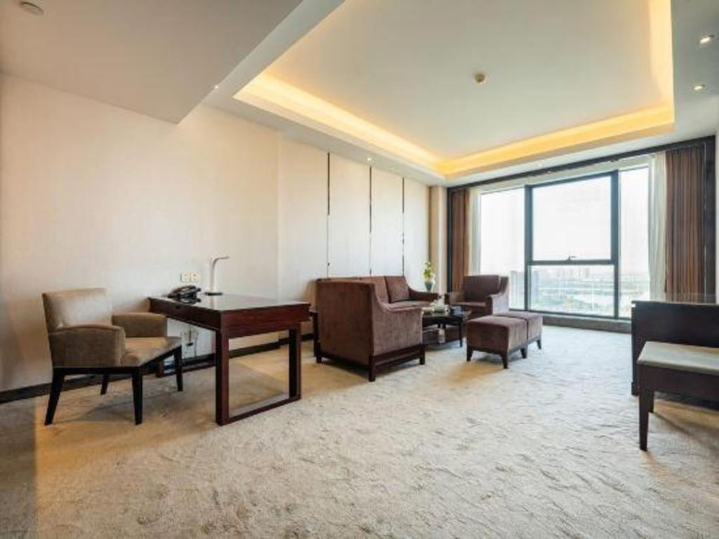 Eurasia Convention International Hotel Ухань Екстер'єр фото
