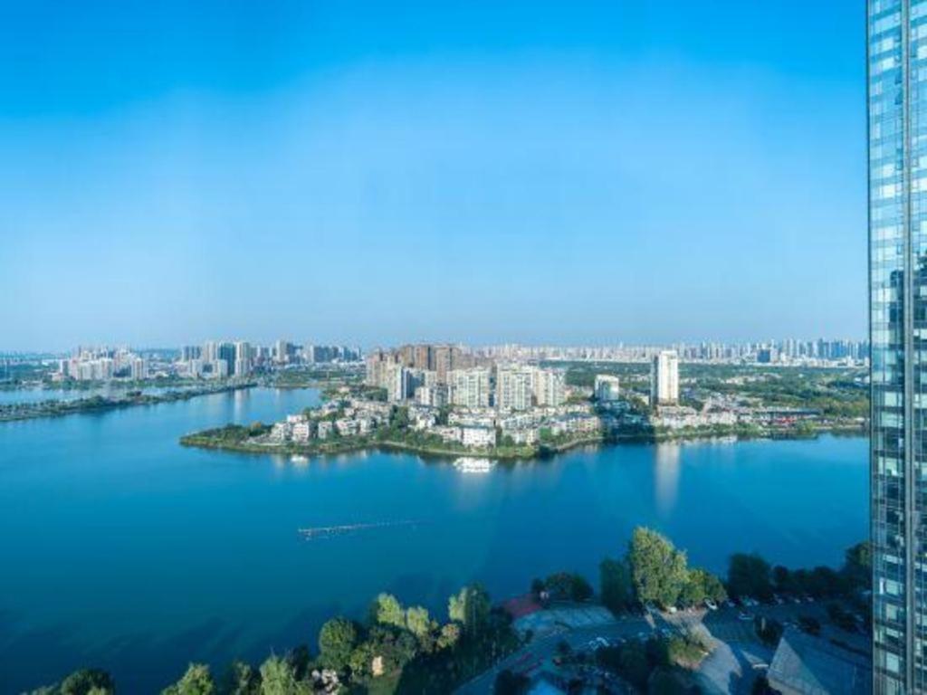 Eurasia Convention International Hotel Ухань Екстер'єр фото
