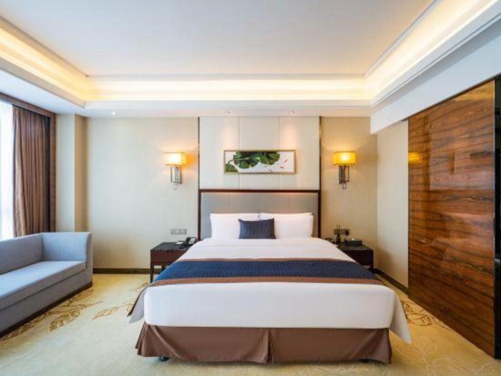Eurasia Convention International Hotel Ухань Екстер'єр фото