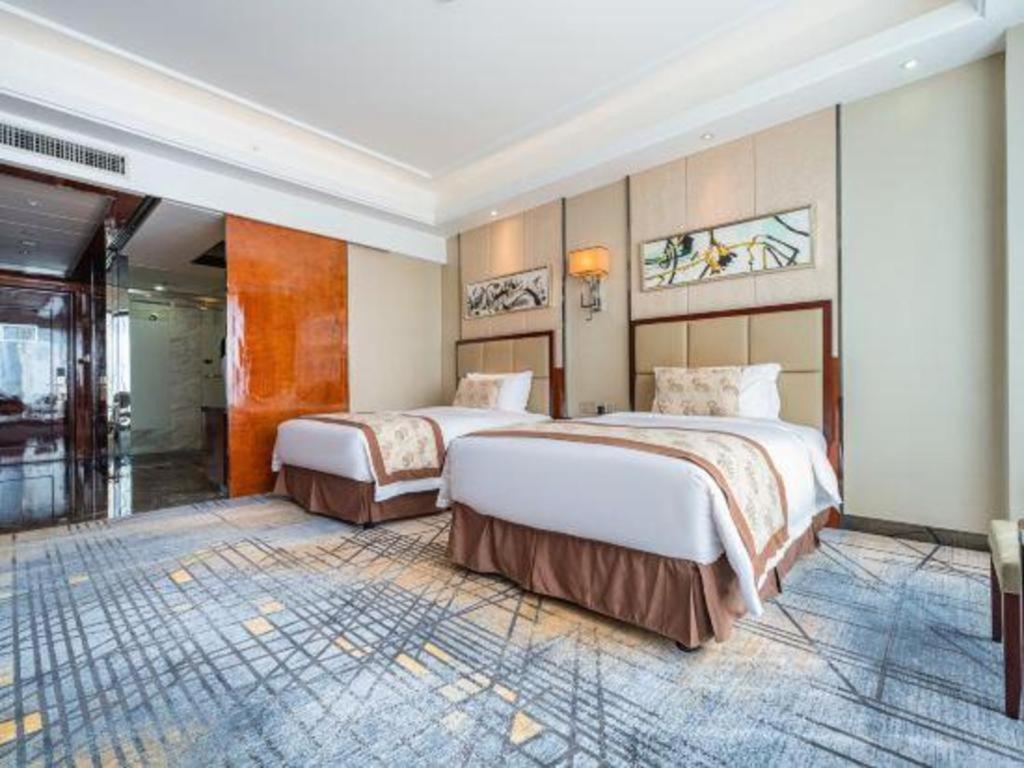 Eurasia Convention International Hotel Ухань Екстер'єр фото