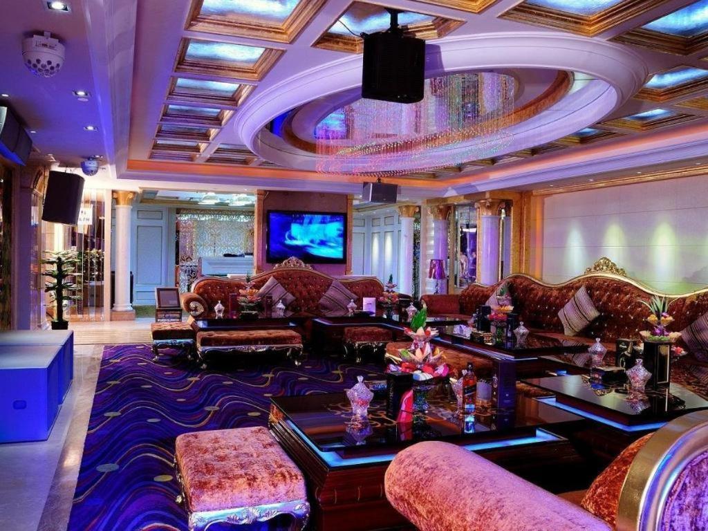 Eurasia Convention International Hotel Ухань Екстер'єр фото